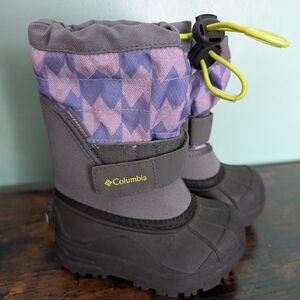 Columbia Kids' Winter Boots Purple and Black, 7C